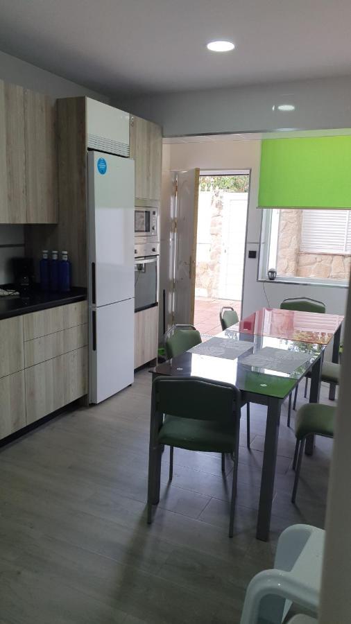 Casa Pinares Hotel Mostoles Buitenkant foto