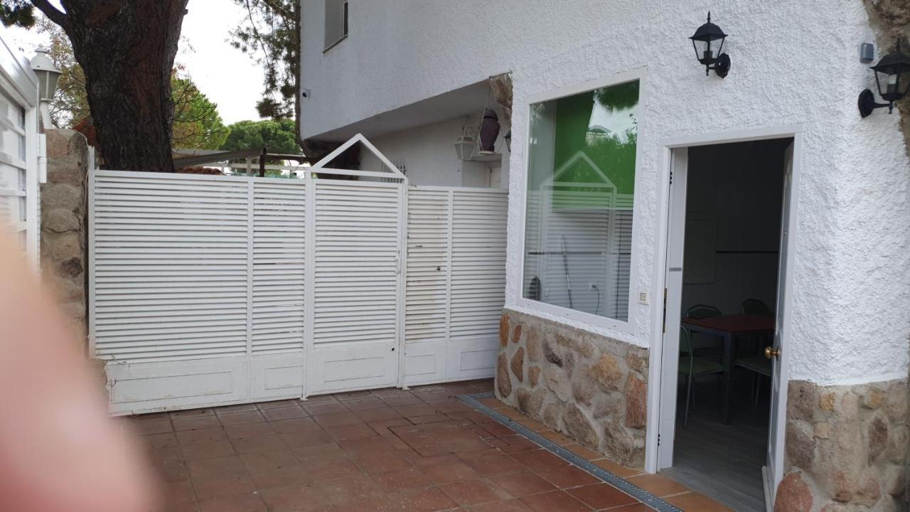 Casa Pinares Hotel Mostoles Buitenkant foto